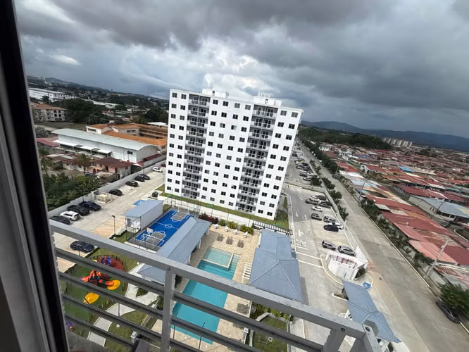 Apartamento 3 rec en Torres de Cantabria cerca del metro con área social – Alquiler - Imagen 5