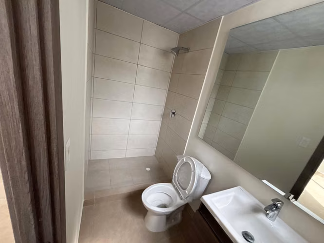 Apartamento 3 rec en Torres de Cantabria cerca del metro con área social – Alquiler - Imagen 9