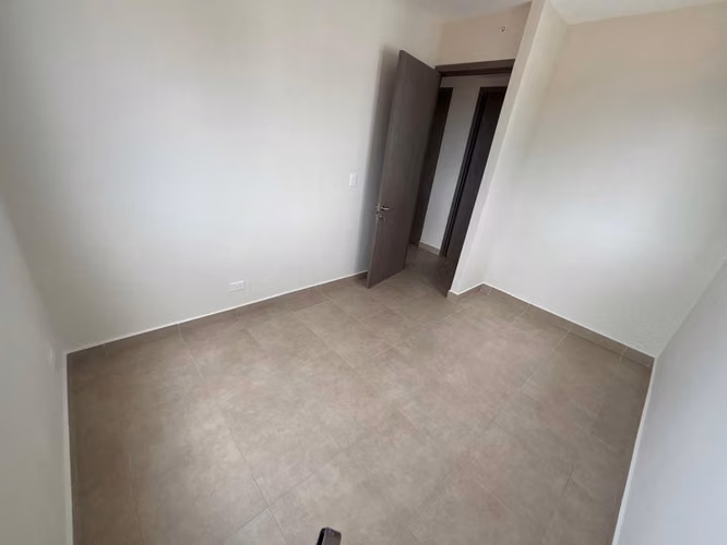 Apartamento 3 rec en Torres de Cantabria cerca del metro con área social – Alquiler - Imagen 4