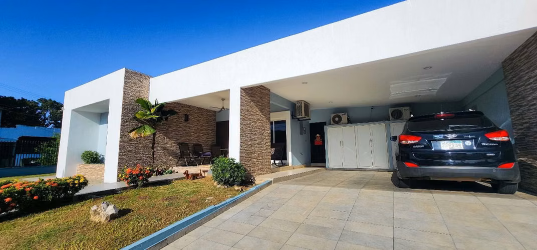 VENDO CASA EN BETANIA