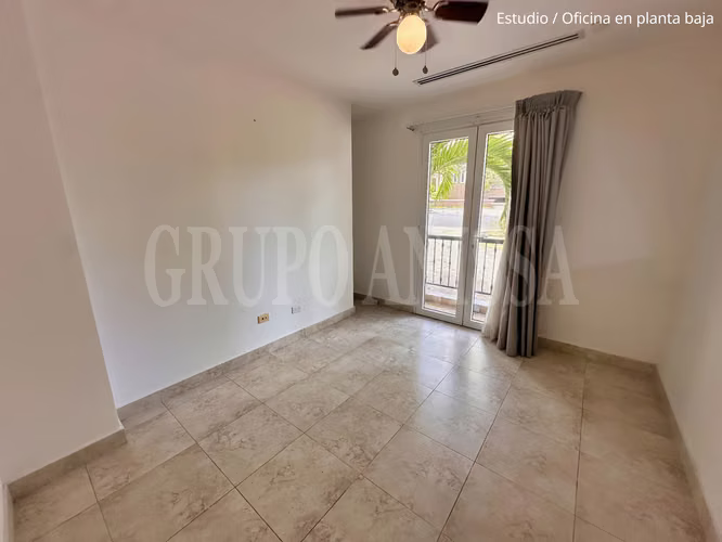 OPORTUNIDAD! Se vende Amplia Casa en Tucán Country Cocoli - Imagen 11