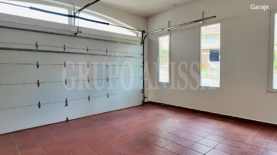 OPORTUNIDAD! Se vende Amplia Casa en Tucán Country Cocoli - Imagen 7