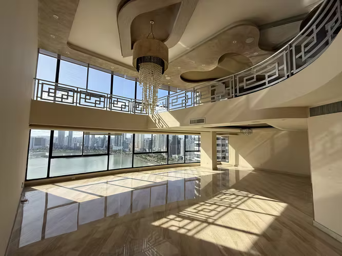 Penthouse Dúplex en Punta Paitilla