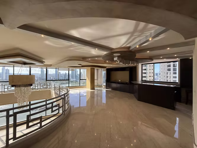 Penthouse Dúplex en Punta Paitilla