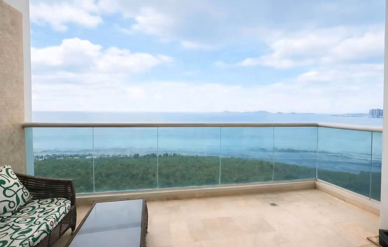 EXCLUSIVO APARTAMENTO EN VENTA- COSTA DEL ESTE PRIMERA LINEA AL MAR