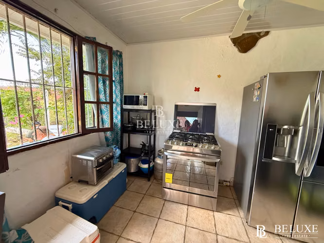 VENTA CASA DE PLAYA CON PISCINA EN NUEVA GORGONA (13) - Imagen 4