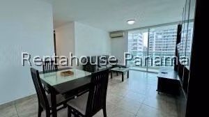Venta de Apartamento con 81m2 en El Cangrejo PH Marquis Tower 26-925SR