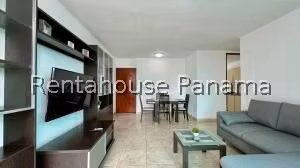 Venta de Apartamento con 81m2 en El Cangrejo PH Marquis Tower 26-925SR