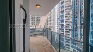 Alquiler de Apartamento con 155m2 en Punta Pacifica PH Grand Tower 26-5217SR