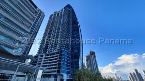 Alquiler de Apartamento con 155m2 en Punta Pacifica PH Grand Tower 26-5217SR