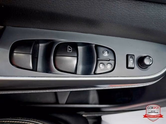 NISSAN FRONTIER LE 2024 - Imagen 14