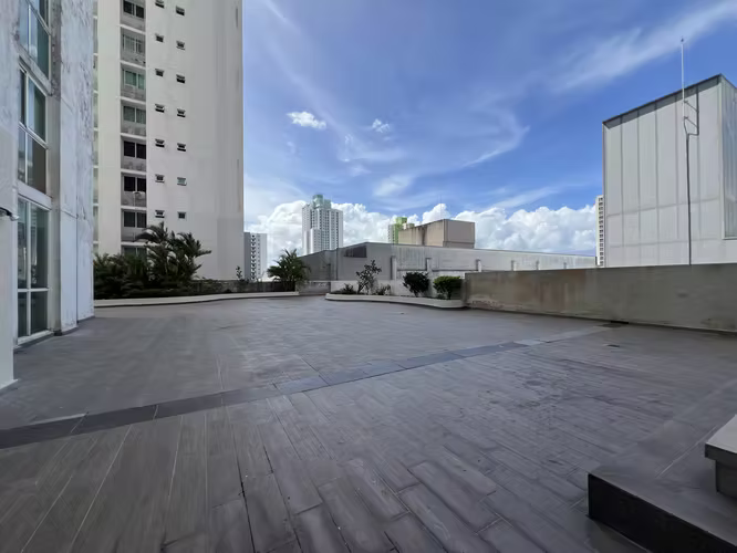 SE VENDE APARTAMENTO – PH KING’S PARK, CONDADO DEL REY