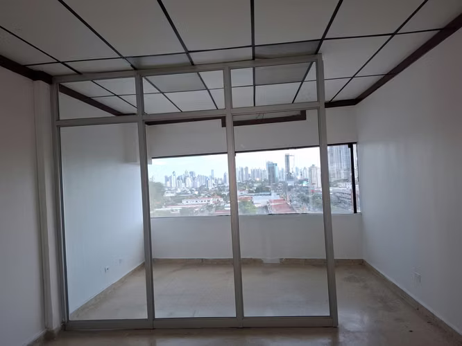 Oficina Disponible Plaza Aventura 49 mts