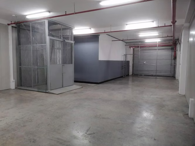 Ofibodega en Alquiler, Vía cincuentenario
