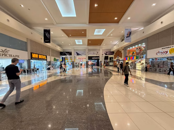 Venta de Local Comercial El Dorado, 82m²