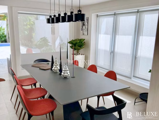 VENTA DE CASA DUPLEX CON PISCINA, OBARRIO (4)
