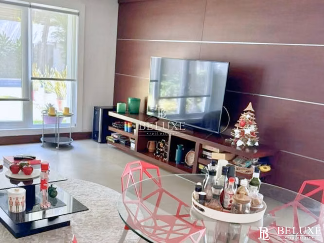 VENTA DE CASA DUPLEX CON PISCINA, OBARRIO (4)