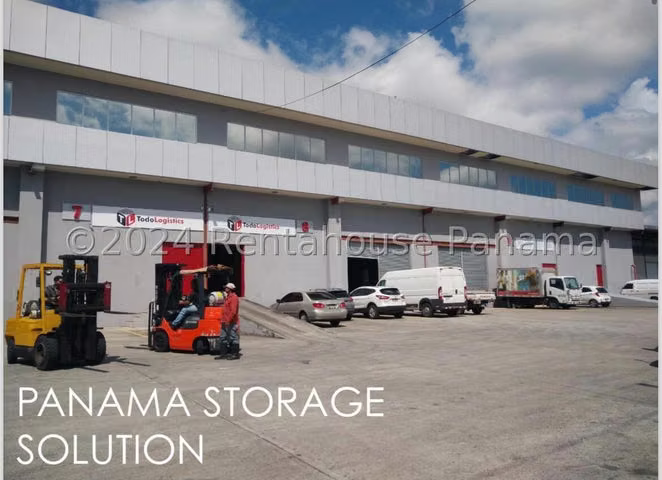 Venta de Bodega con 1121m2 en Tocumen PH Panamá Storage Solut 24-8176SR