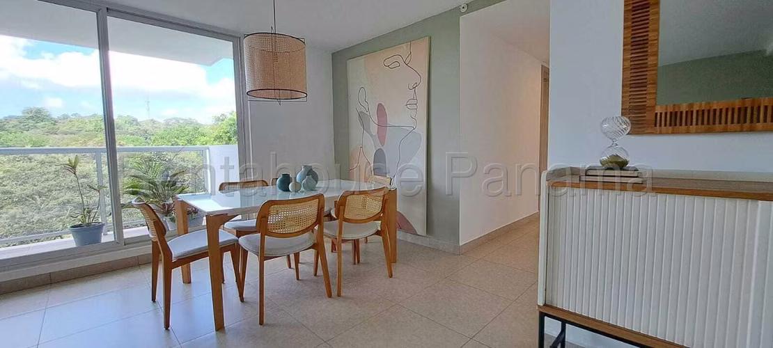 Venta de Apartamento con 199m2 en Clayton PH Clayton Park II 26-5252SR