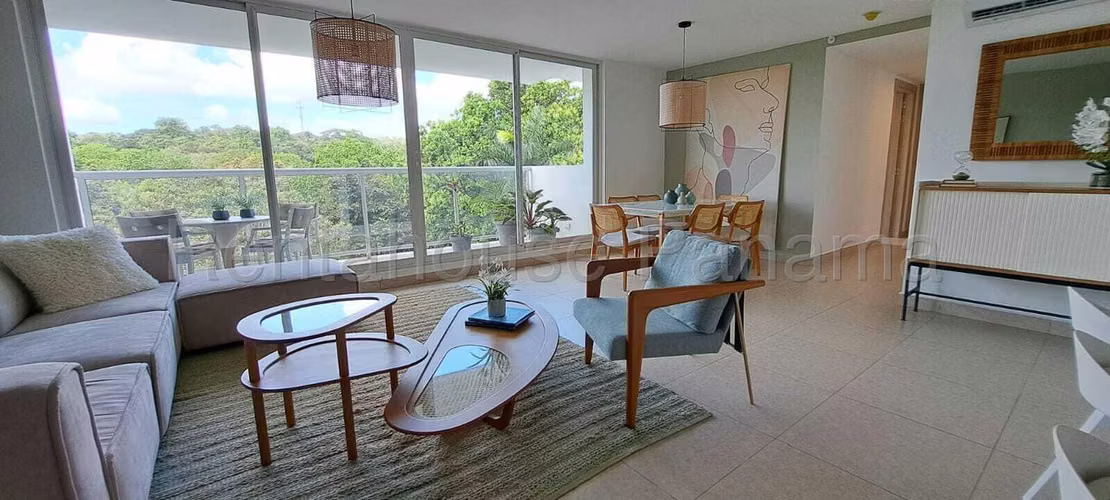 Venta de Apartamento con 199m2 en Clayton PH Clayton Park II 26-5252SR