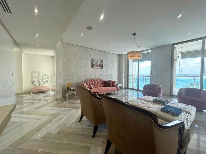 Venta de Apartamento con 408m2 en Punta Pacifica PH Aqualina 26-5216SR