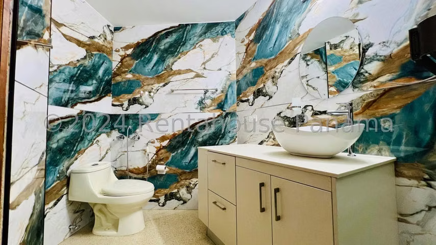 Venta de Apartamento con 116m2 en Obarrio PH Cancun 26-4127SR