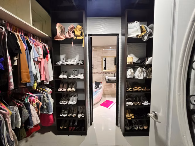 OPORTUNIDAD ÚNICA – CASA EN BRISAS DEL GOLF POR DEBAJO DEL AVALÚO - ÚLTIMO PRECIO