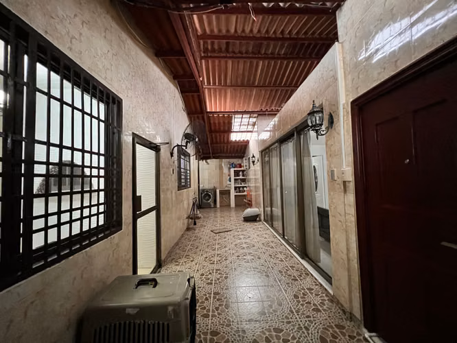 OPORTUNIDAD ÚNICA – CASA EN BRISAS DEL GOLF POR DEBAJO DEL AVALÚO - ÚLTIMO PRECIO