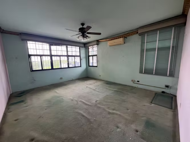 Espectacular casa de 4 niveles con amplios espacios en Villa de las Fuentes