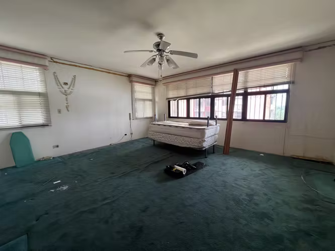 Espectacular casa de 4 niveles con amplios espacios en Villa de las Fuentes