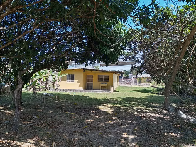 Se Vende Casa con Terreno Amplio en Aguadulce por debajo del avalúo 78,000 - Imagen 7