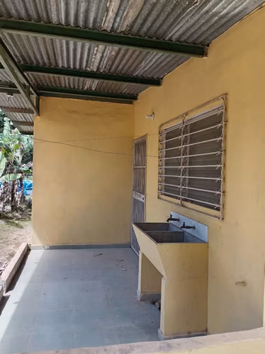 Se Vende Casa con Terreno Amplio en Aguadulce por debajo del avalúo 78,000 - Imagen 4