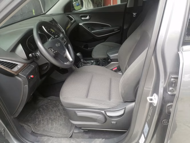 HYUNDAI SANTA FE 2013 EXCELENTES CONDICIONES - Imagen 7