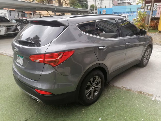 HYUNDAI SANTA FE 2013 EXCELENTES CONDICIONES - Imagen 3