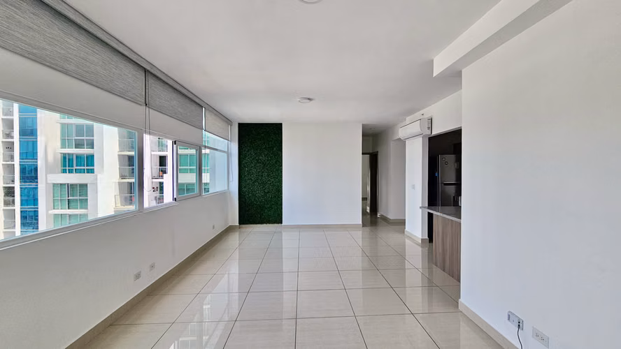 VENTA - Luminoso apartamento contemporáneo en Bella Vista - 111.04 m2