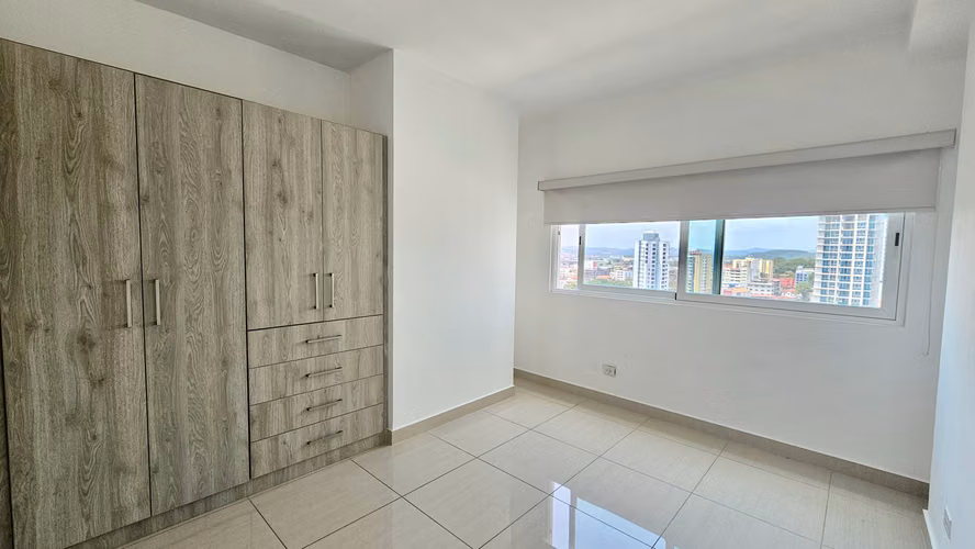 VENTA - Luminoso apartamento contemporáneo en Bella Vista - 111.04 m2