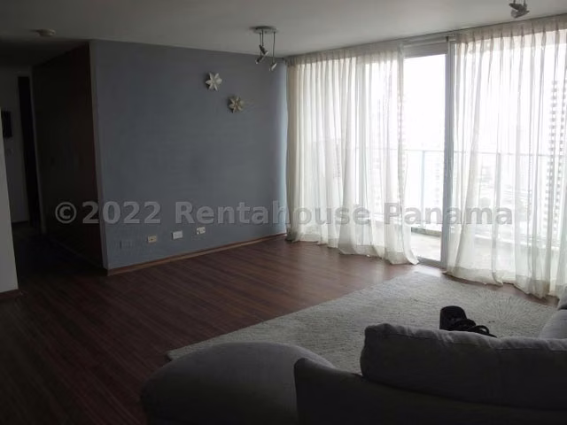 Venta de Apartamento con 110m en San Francisco PH Terramar 26-5296SR