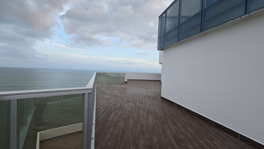 Venta de Apartamento en Ocean Waves Nueva Gorgona