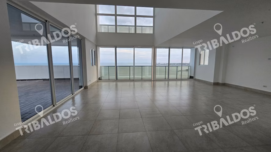 Venta de Apartamento en Ocean Waves Nueva Gorgona
