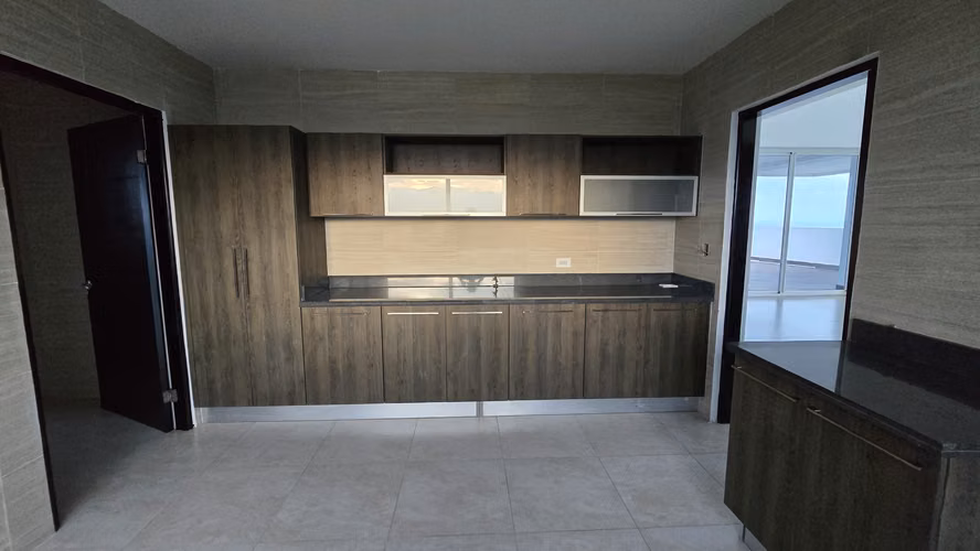 Venta de Apartamento en Ocean Waves Nueva Gorgona