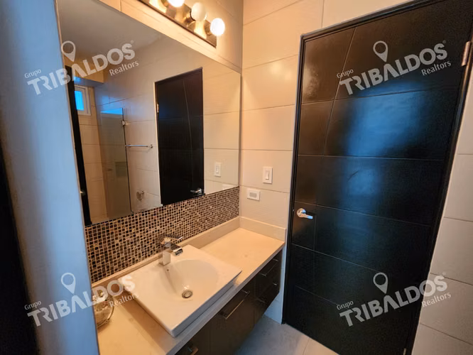 Venta de Apartamento en Ocean Wave Nueva Gorgona