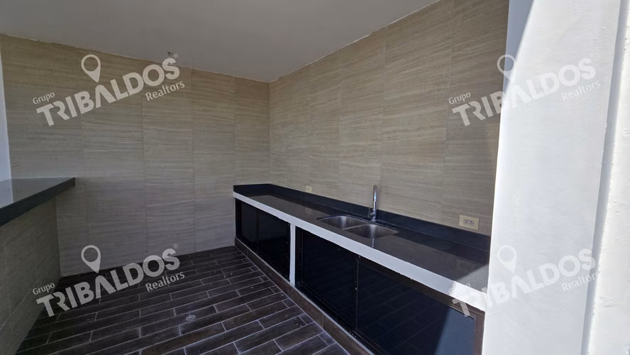 Venta de Apartamento en Ocean Waves Nueva Gorgona