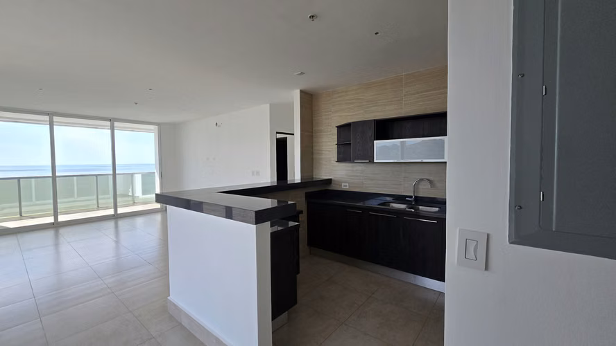 Venta de Apartamento en Ocean Waves Nueva Gorgona