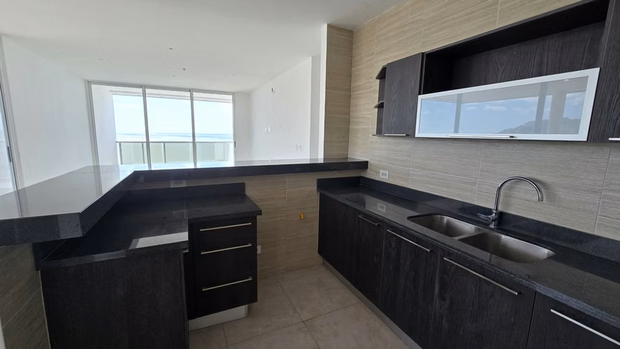 Venta de Apartamento en Ocean Waves Nueva Gorgona