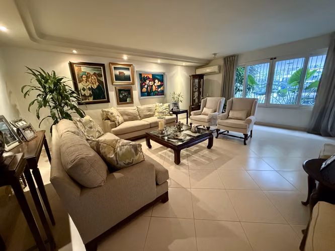 Sale of Duplex in Obarrio