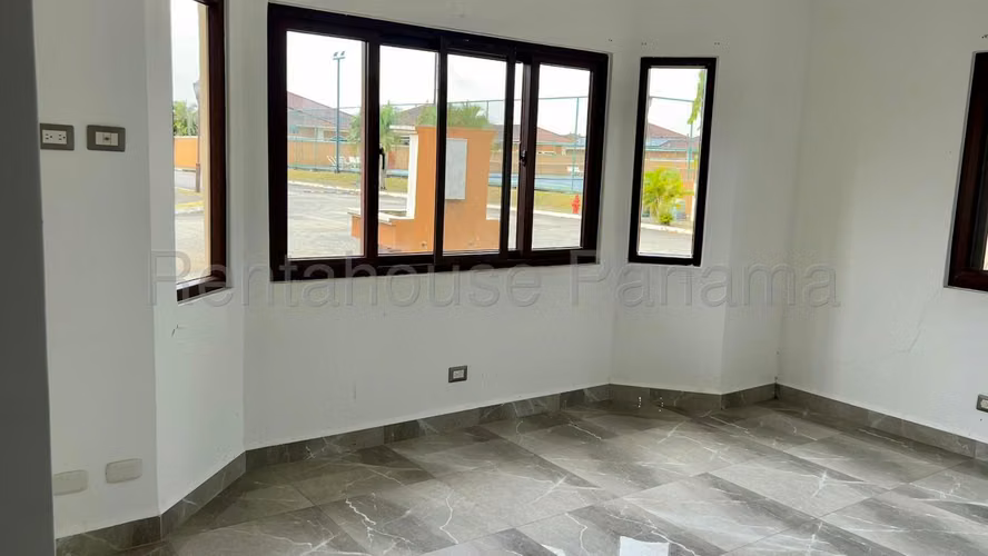 Venta de amplia Casa en Costa Sur, Sunset Coast 4 recámaras Mts2: 624.90 PD