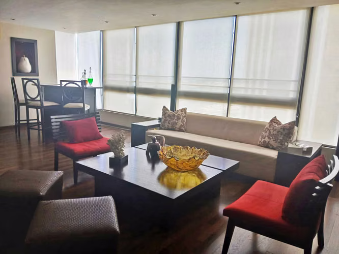 Vendo hermoso y céntrico apartamento en Marbella / Av. Balboa - Imagen 8