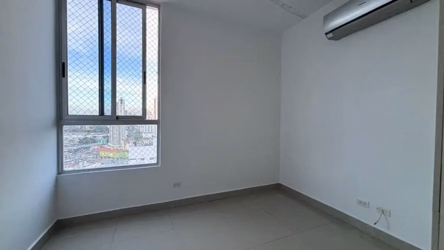 Vive en El Carmen | Espacioso, Funcional y con Balcón