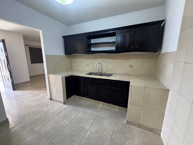 Casa en REMATE David Cerca del Federal Mall