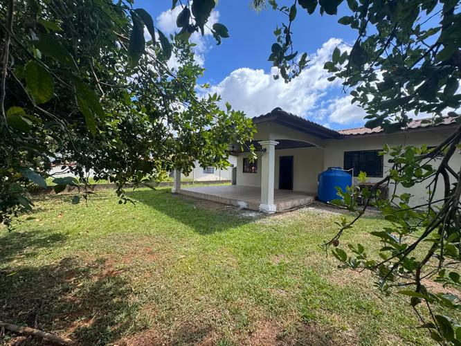 Casa en REMATE David Cerca del Federal Mall